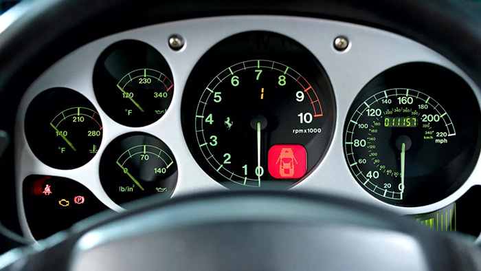 Ferrari_360_Modena_dashboard